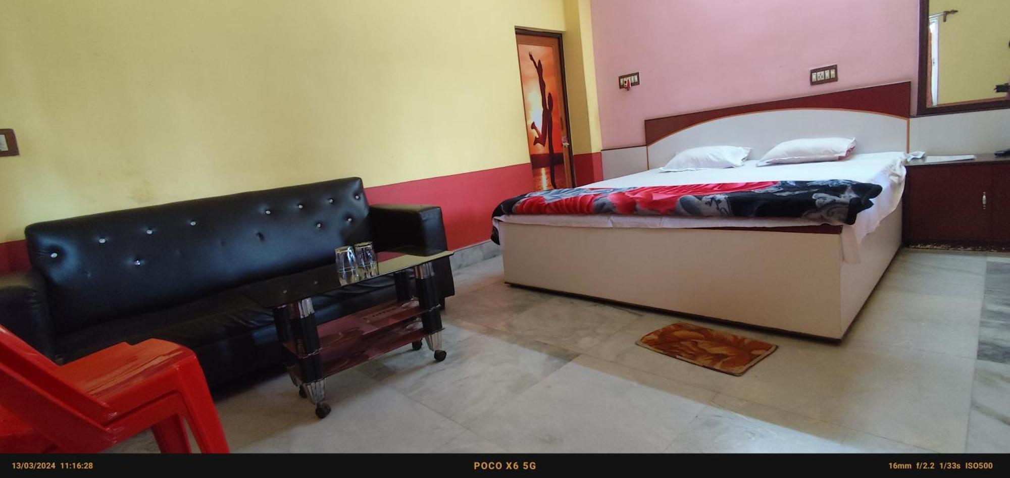 India Tours Only Ekanta Apan Hotel Mathurakhanda Екстериор снимка